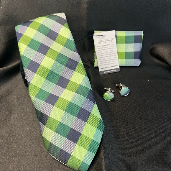 NWT- Silk Green & Navy Plaid Tie with Matching Pocket Square and Cufflinks - Picture 3 of 5